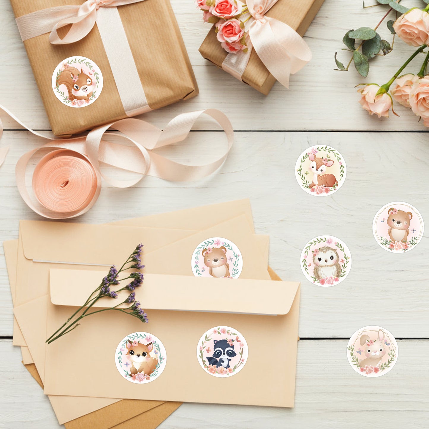 W1cwey 1000pcs Floral Woodland Animal Stickers Rolls(2 rolls), 1.5 Inch 16 Design Cartoon Forest Friends Theme Sticker Self-Adhesive Decals Decorative Sticker for Kids Reward Party Supplies